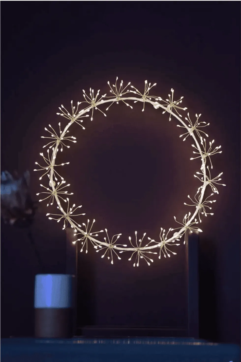 Couronne lumineuse LED blanc chaud 35 cm à suspendre